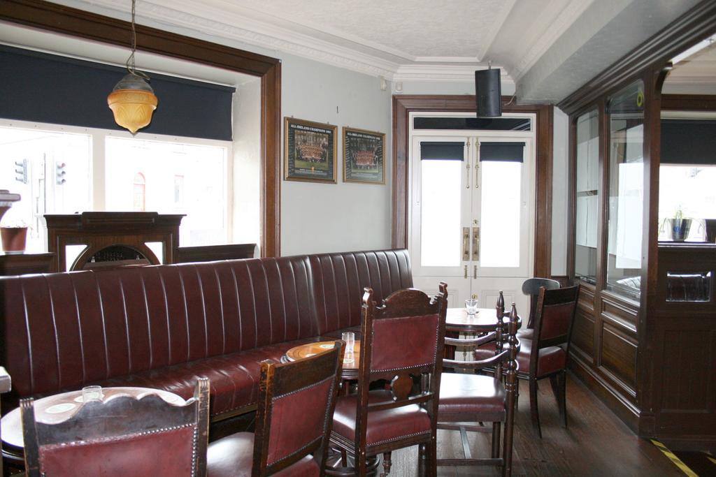 Jbs Bar & Guest 2*